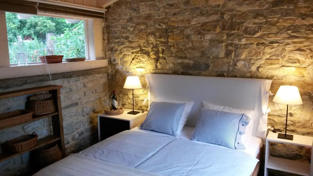 Sarffy House Bed & Breakfast Dörgicse Oda fotoğraf